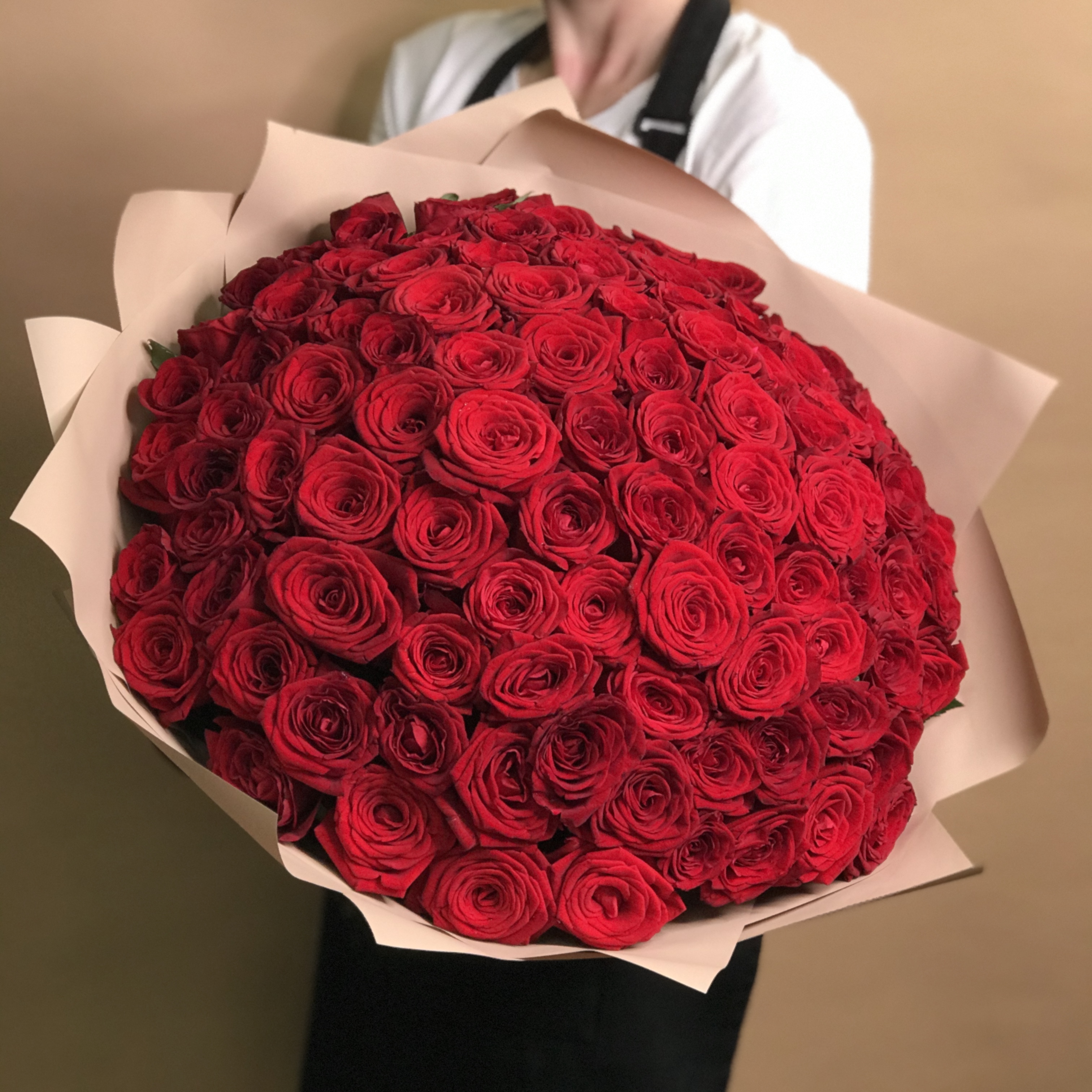 Розы Букет из 101 красной розы (50 см)