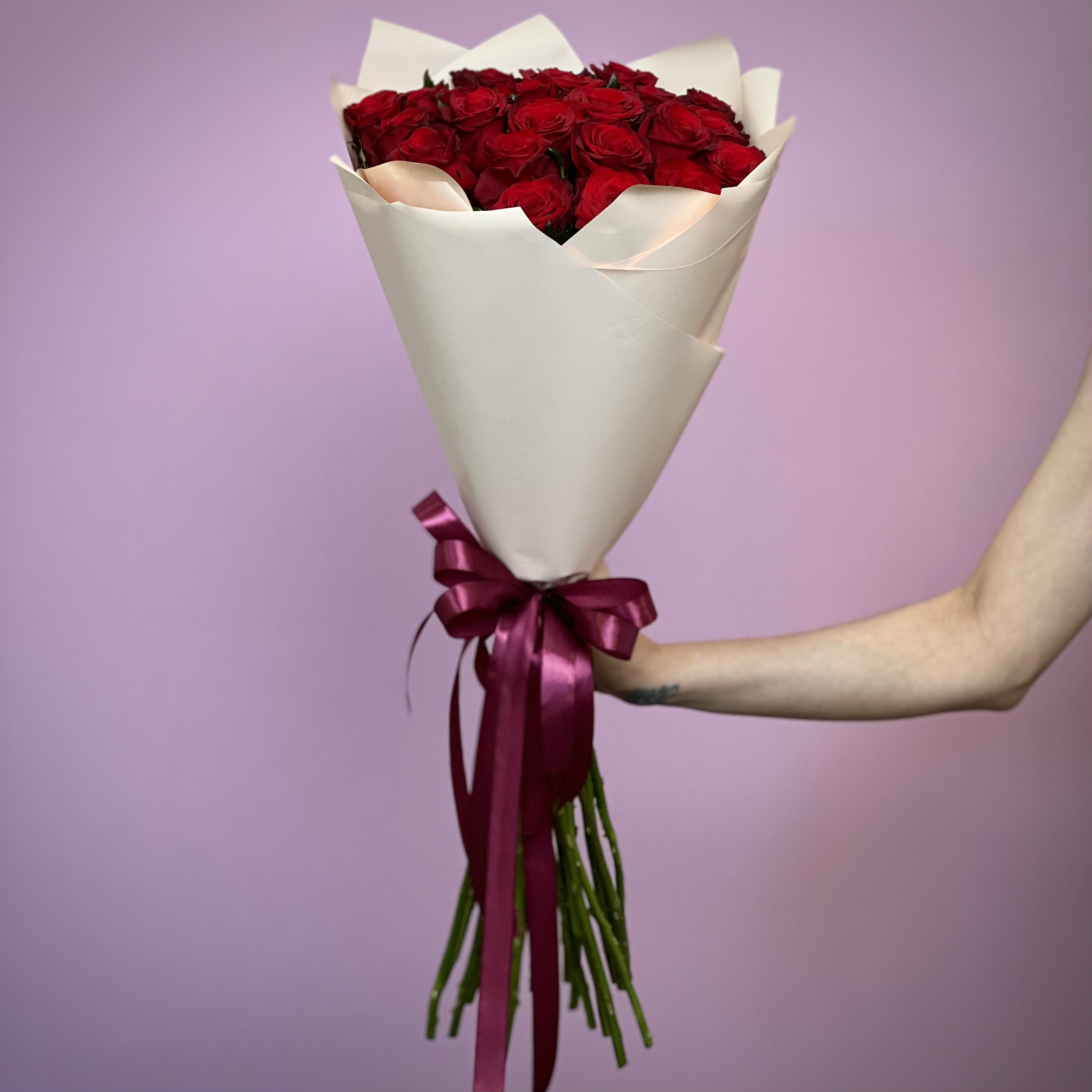 Букеты из роз Букет из роз 70 см Тру Лав 23 шт