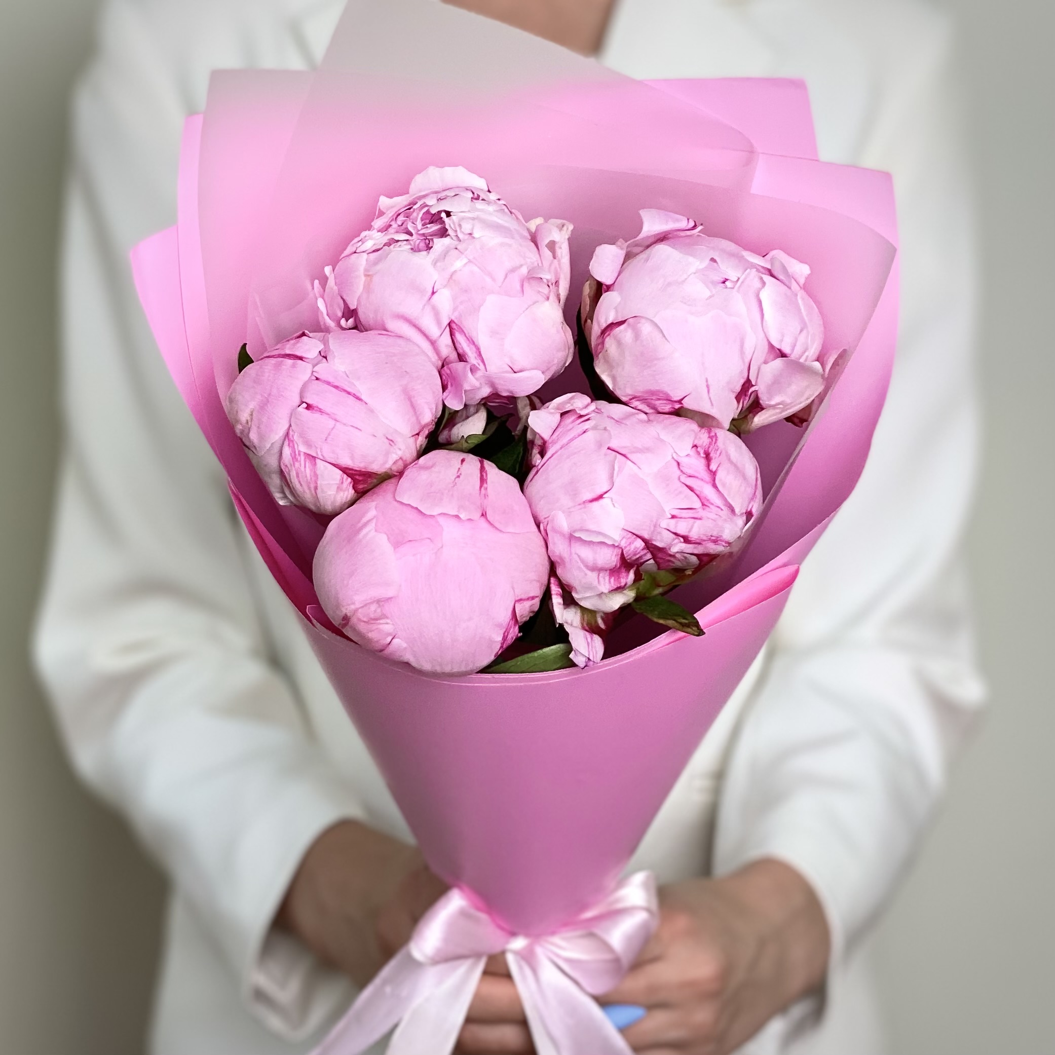 букет розовых пионов 11 шикарных цветов для незабываемого подарка мыло ручной работы foxy foap Букет из 5 розовых пионов