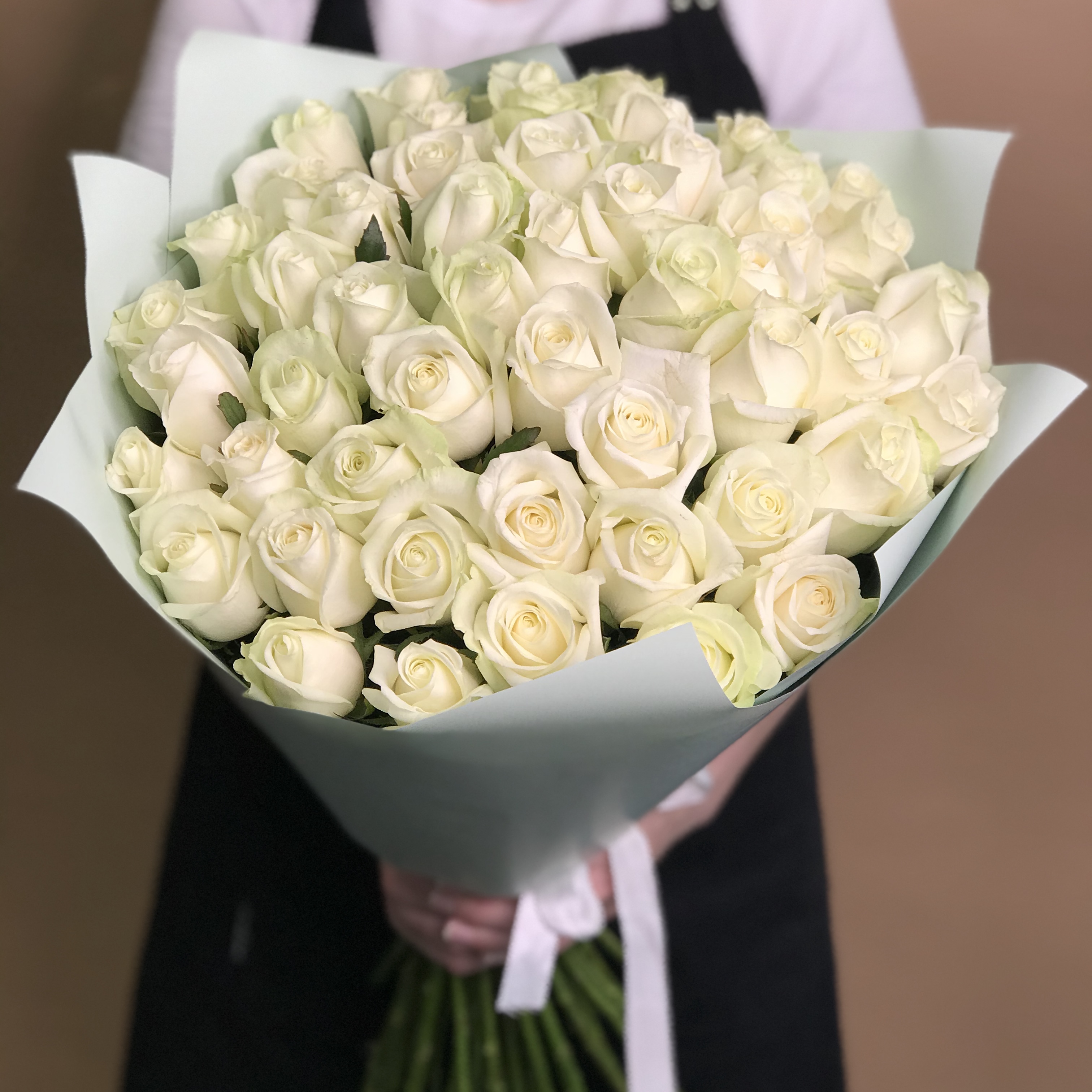 Букет из 51 белой розы (60 см) букет из 51 белой розы 60 70 см эквадор