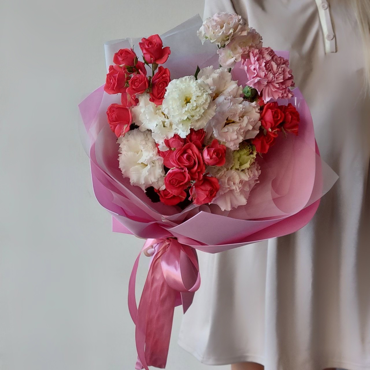 Кустовая роза Букет Розовый рассвет