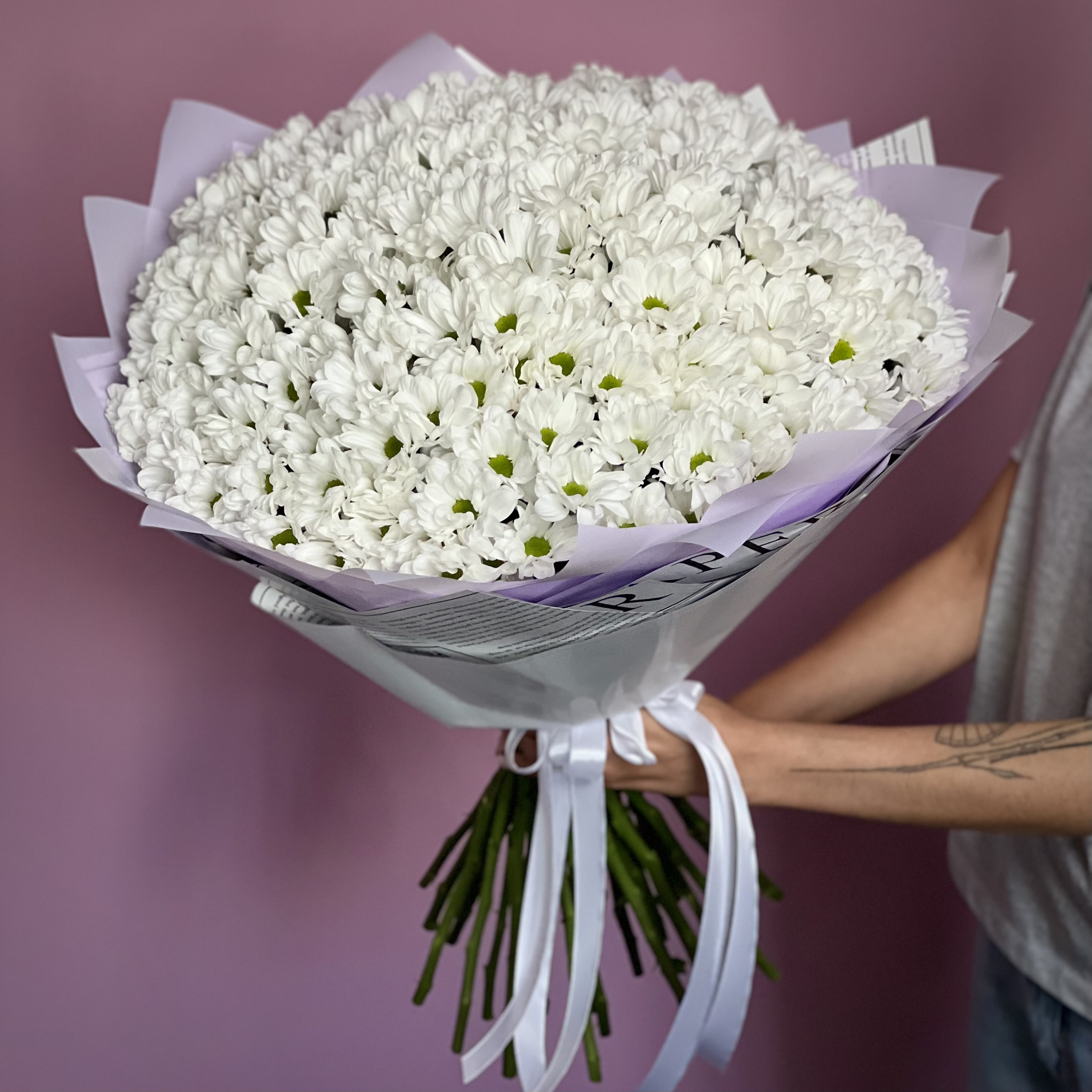 Хризантемы Букет из 35 кустовых хризантем