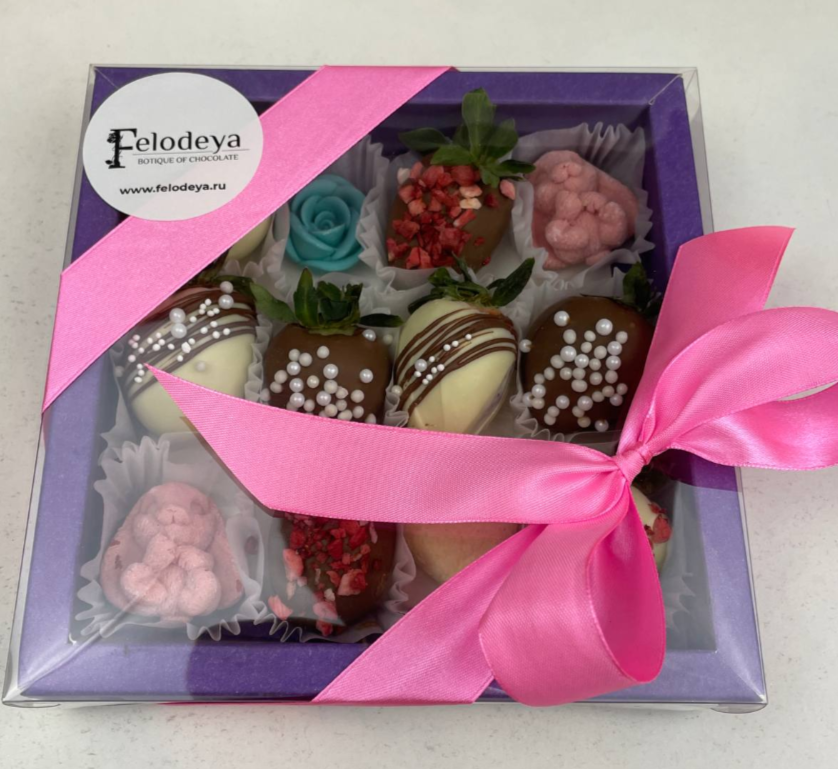Для crm Клубника в бельгийском шоколаде с цветами "Соблазн"