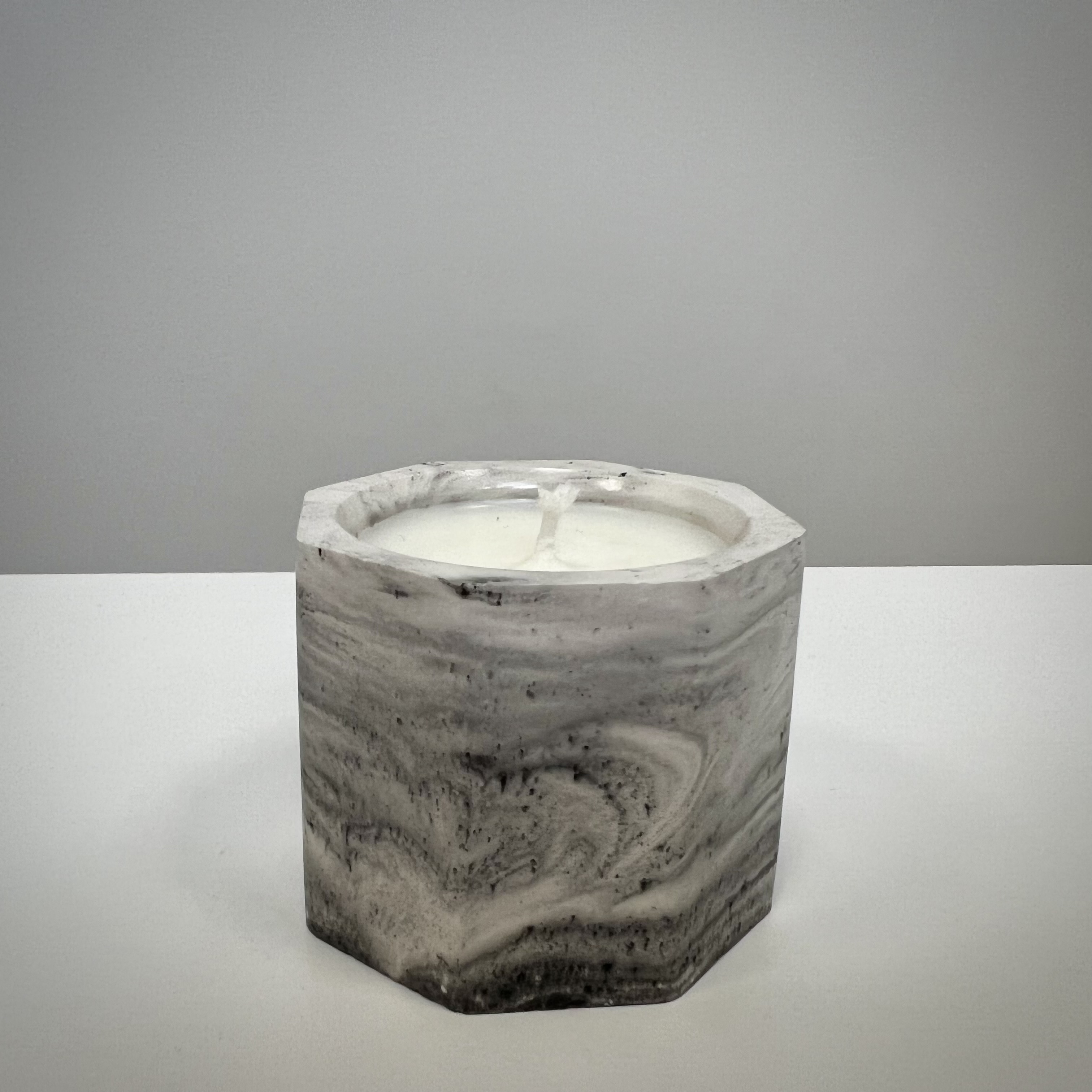 Свеча мрамор серая свеча магическая серая 20 см 60г 6 часов серый