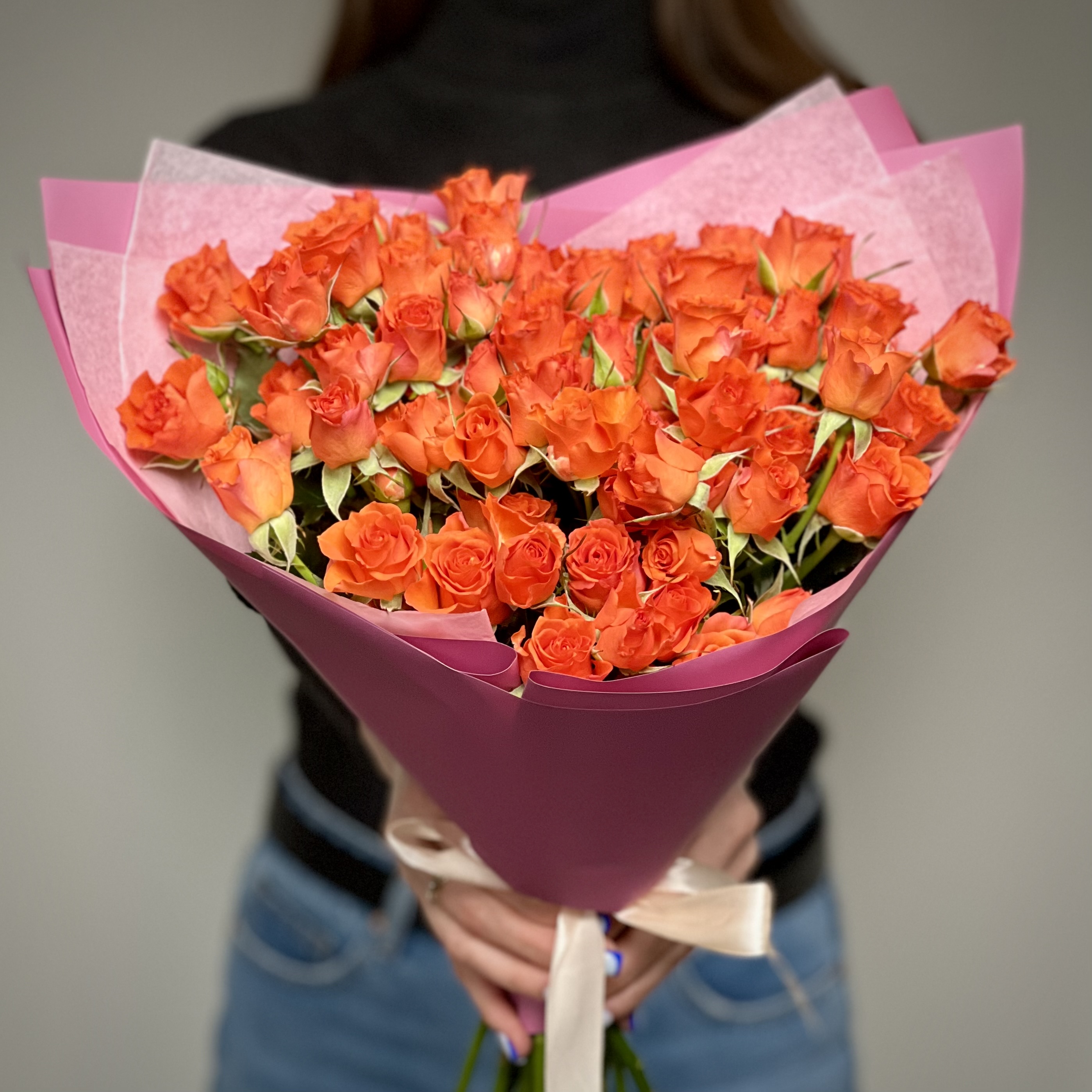 Кустовая роза Букет из 17 кустовых оранжевых роз